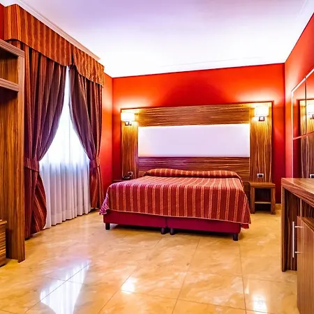 Marcantonio 4*